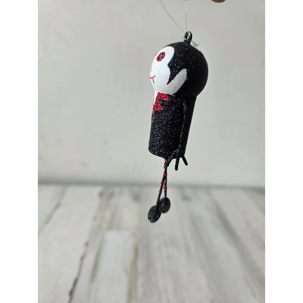Vintage Pier 1 glitter Dracula ornament‎ Halloween jointed tree